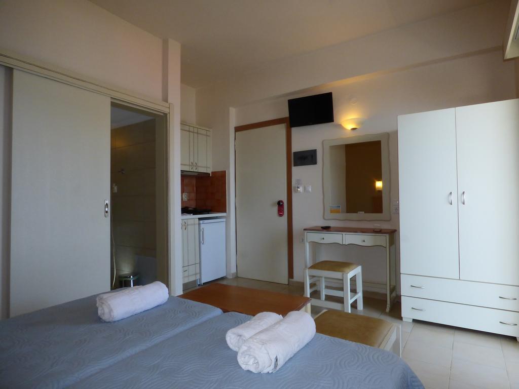 Camelia Studios & Apartments スタロス エクステリア 写真